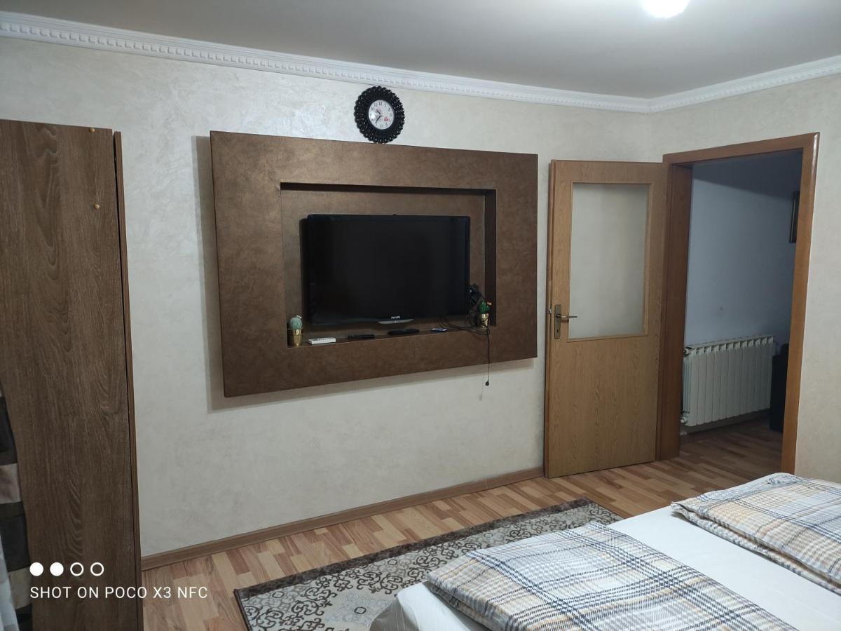 Apartmani Brod 체니카 외부 사진