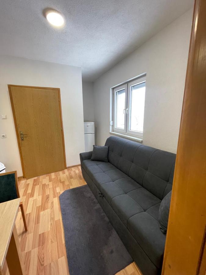 Apartmani Brod 체니카 외부 사진