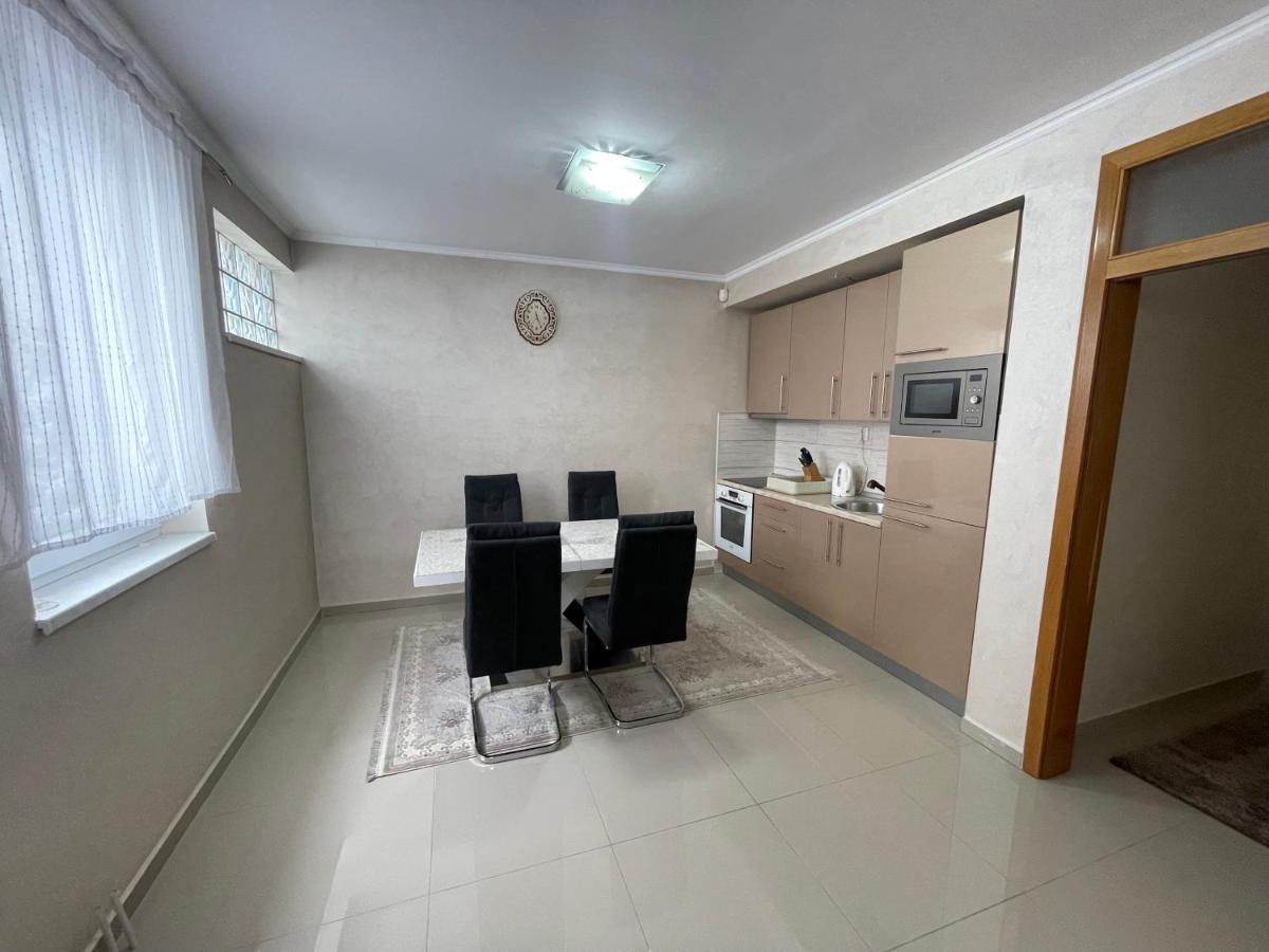 Apartmani Brod 체니카 외부 사진